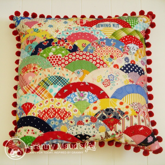 Clamshell (clambake) cushion made by Granny Maud's Girl