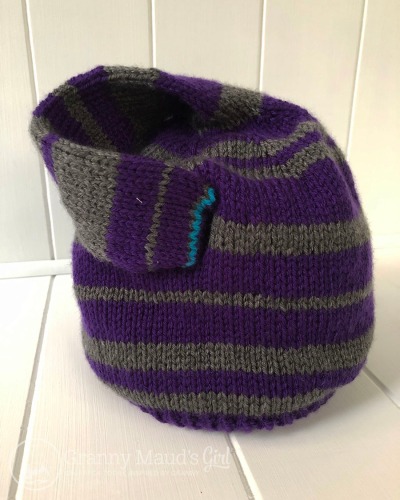 Hand-knitted Klein bottle hat
